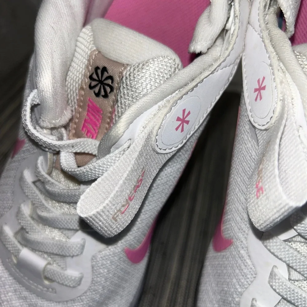Nike Revolution 6 Next Nature Womens 5 White Pink Running Shoes DC8997-100